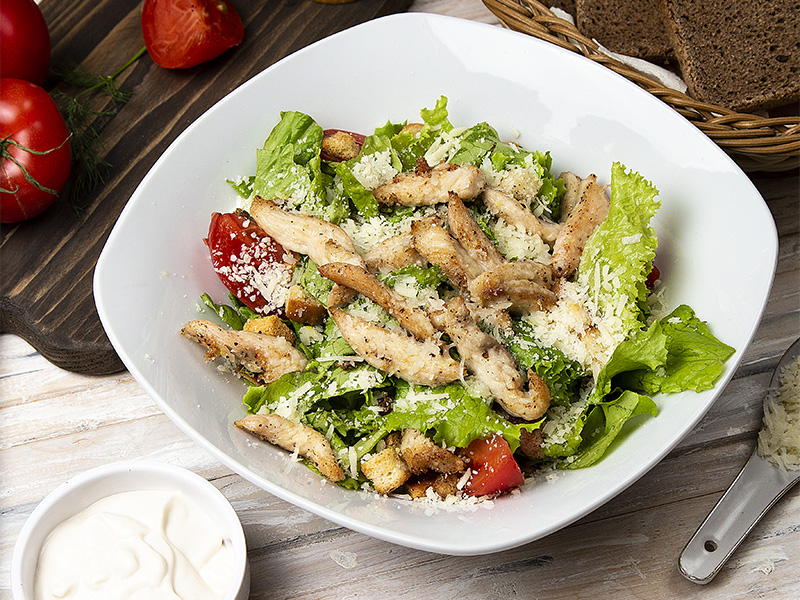 Müdür Salatası (Eti Yarım)